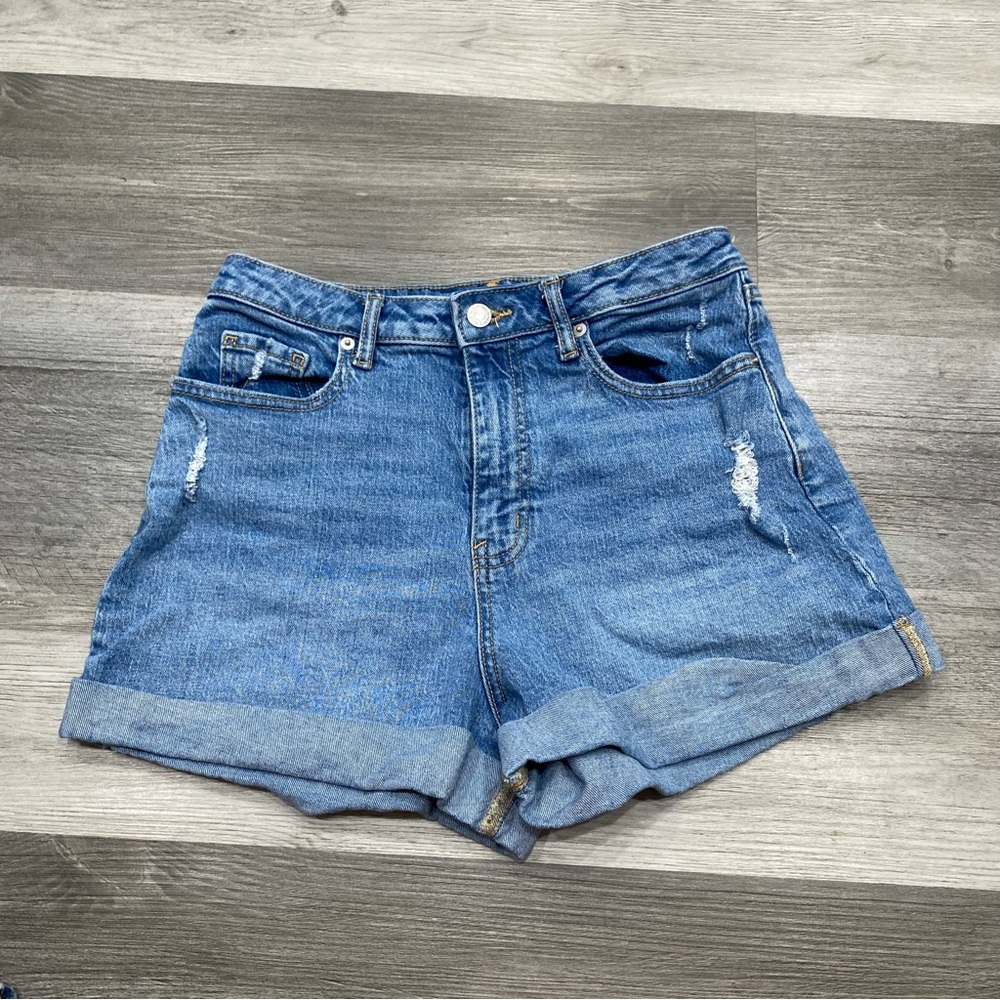 714 Wild Fable High Rise Distressed Denim Shorts Rolled Cuff Medium Wash Size 6